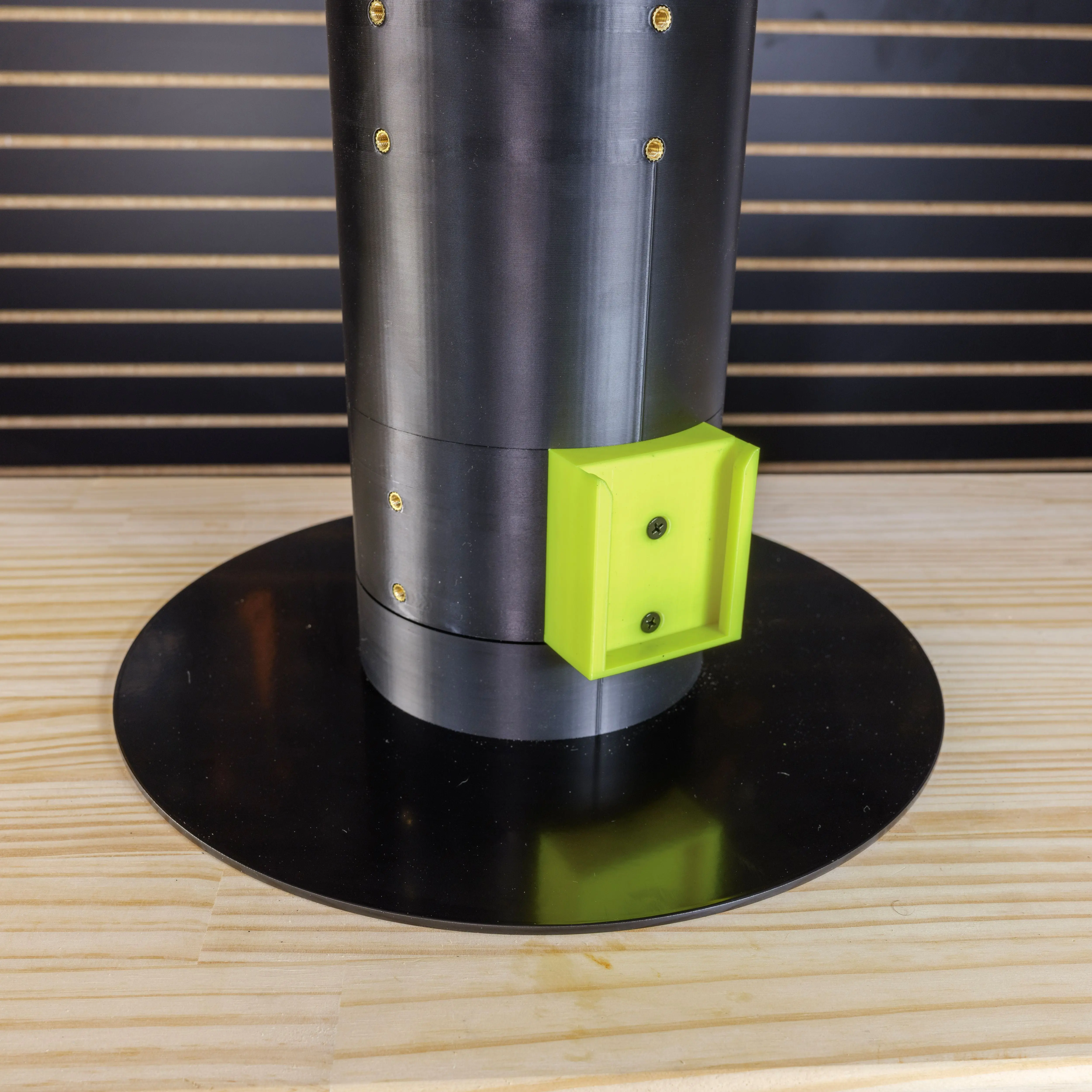 Ryobi 40V Battery Holder Bracket - Battery Carousel