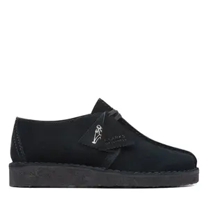 Clarks Originals Womens Desert Trek Desert Boots