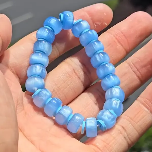 Summer Jewelry UV Changing Color Changing Bracelet Cat'S Eye Bead Resin Color Changing Blue Bracelet Gift For Her Elastic Rope Bracelet For Everyday Wear