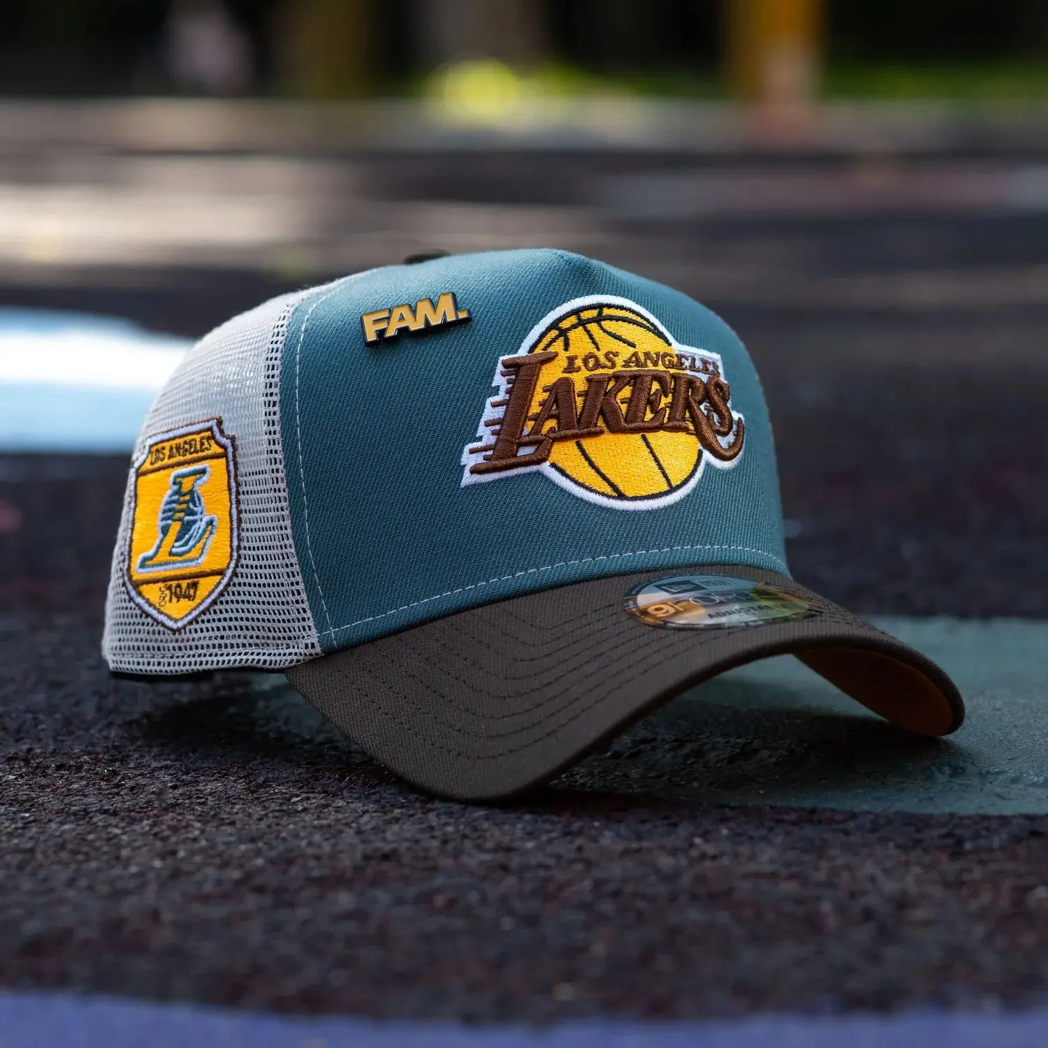 New Era Lakers 9FIFTY Snapback Trucker Cap, Los Angeles Lakers Basketball Hat, NBA Streetwear Hip Hop Vintage Trendy TikTok Viral Hat, Adjustable Unisex Baseball Cap, Gorras Gorra Beisbol, Urban Fashion, Sports Hat