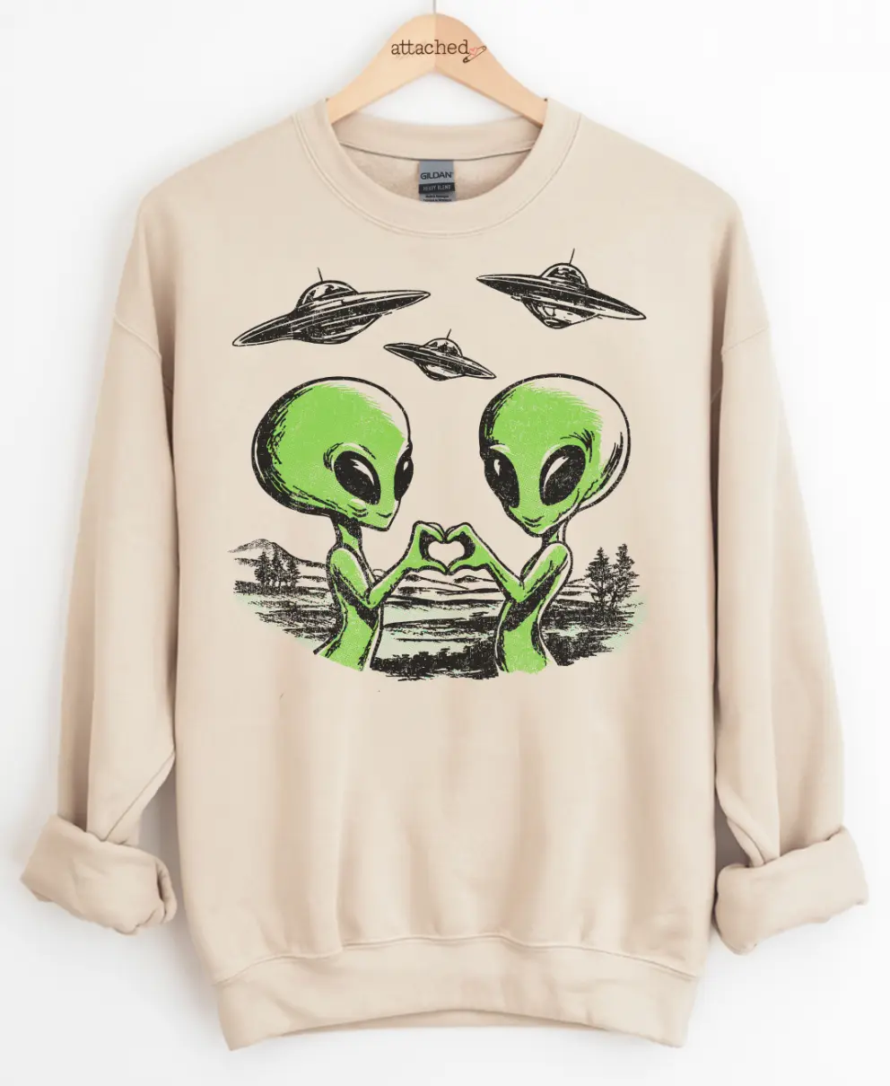 Alien Love Graphic Top