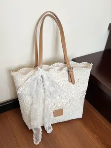 Simple and gentle temperament lace shoulder tote bag, retro fashion casual Joker daily commuter shoulder bag, niche openwork lace design, personality lazy  exquisite suitable for shopping, dating and vacation, handmade tote bag
