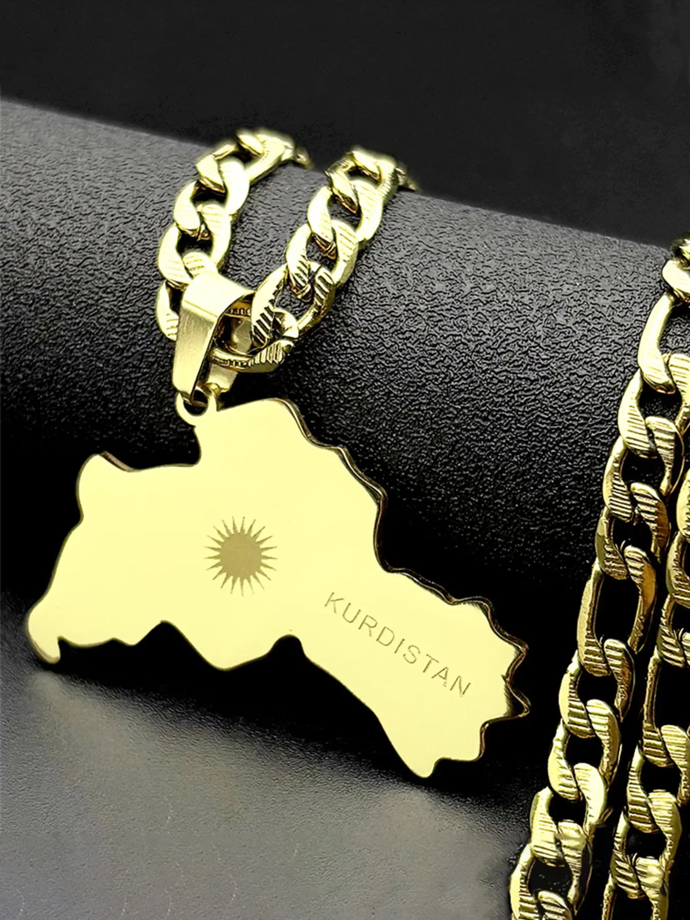 Kurdistan Map Flag Sun Pendant Necklace for Men Women Fashion Cool Accessories Necklace Stainless Steel Gold Color Ethnic Geography Hip Hop Cuban Chain
