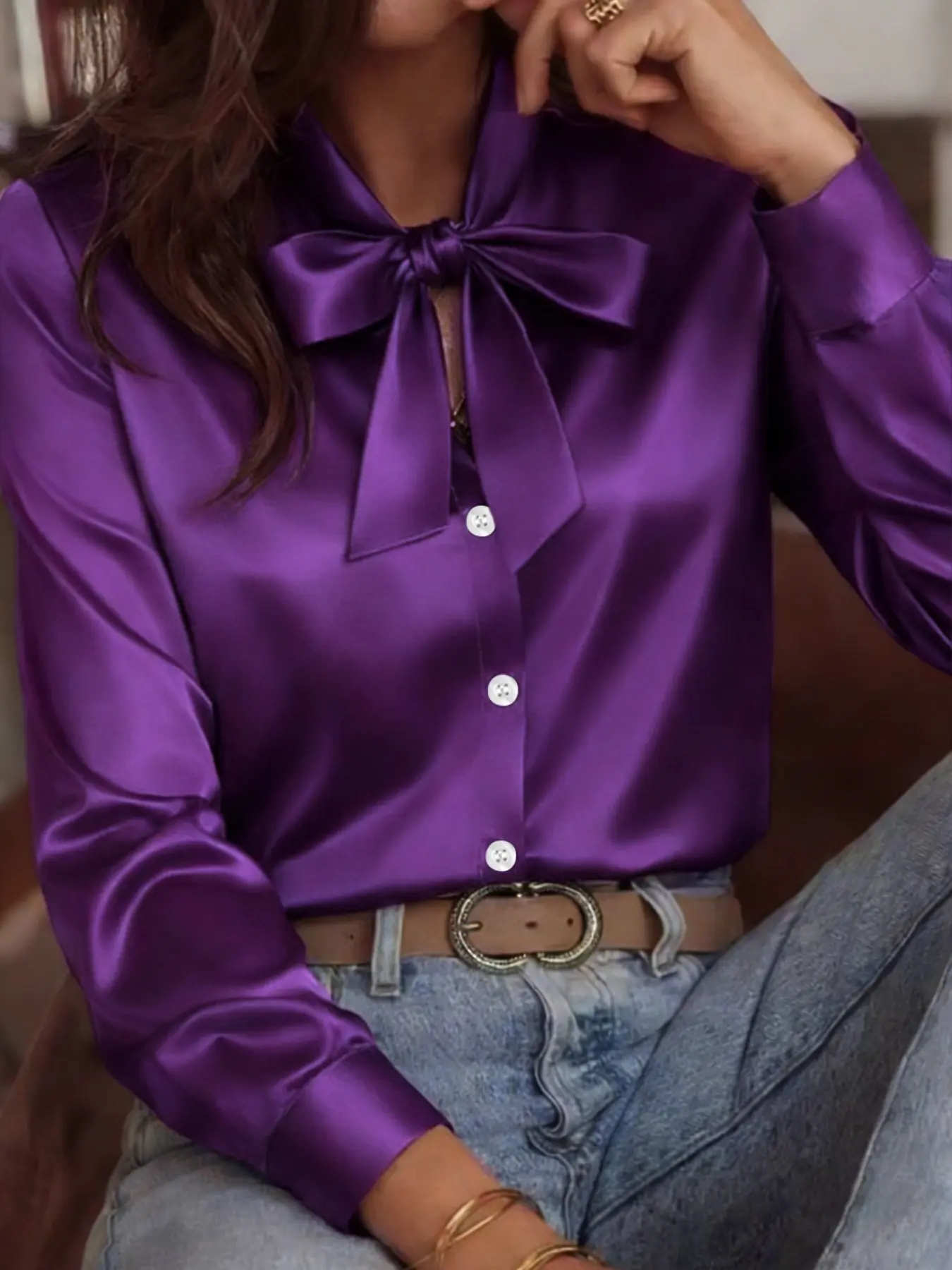 Classic long-sleeved Smooth satin shirt, blouse with a ribbon detail at the neckline. Elegant Chic solid color, perfect for spring and summer wear. A stylish women's top Fit Womenswear