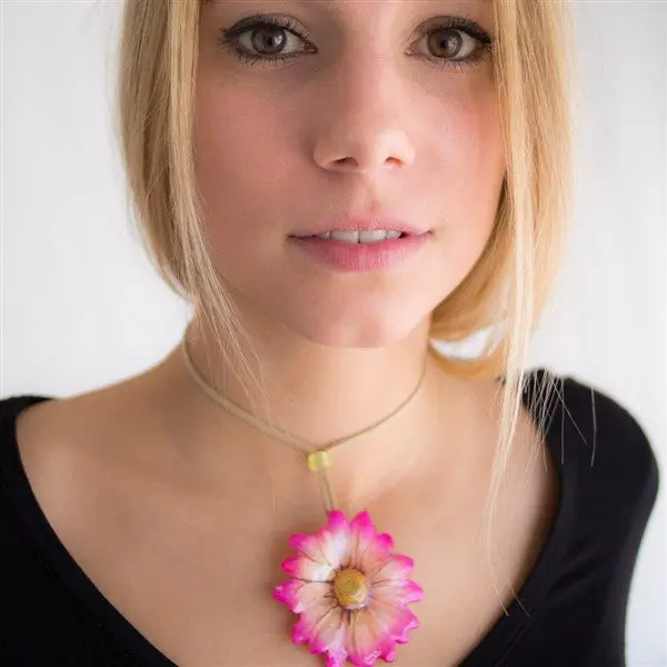 Pink White Chrysanthemum Necklace