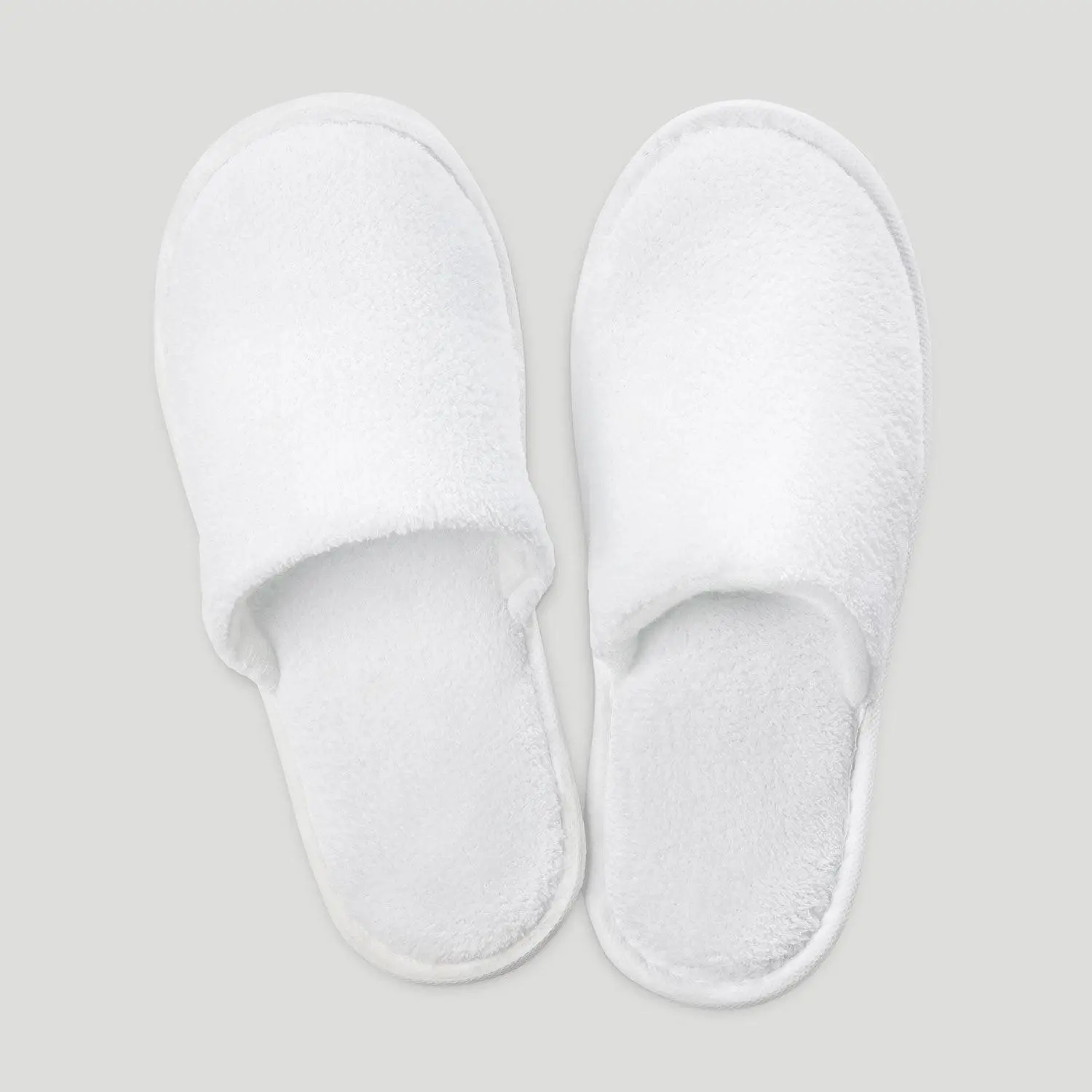 Turquaz White Closed Toe Velour Slippers Women Single Pack