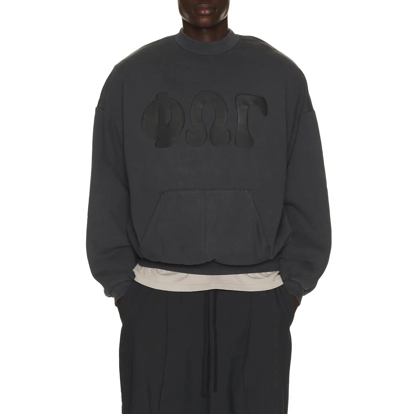 Fear of God ESSENTIALS 90's Sweatshirt in Washed Iron Grey