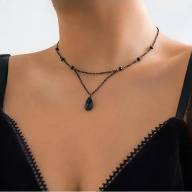 Women's Vintage Gothic Hypoallergenic Dramatic Teardrop Tassel Pendant Y Choker Necklace - Red Water Drop Costume Jewelry, Stylish Accessories for Daily Wear, Halloween Gift, Alt Girl Necklaces, Alternative Fashion Necklaces