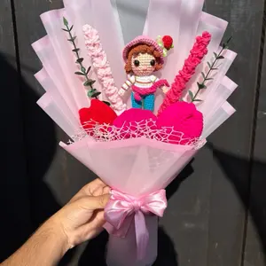 Strawberry crochet bouquet