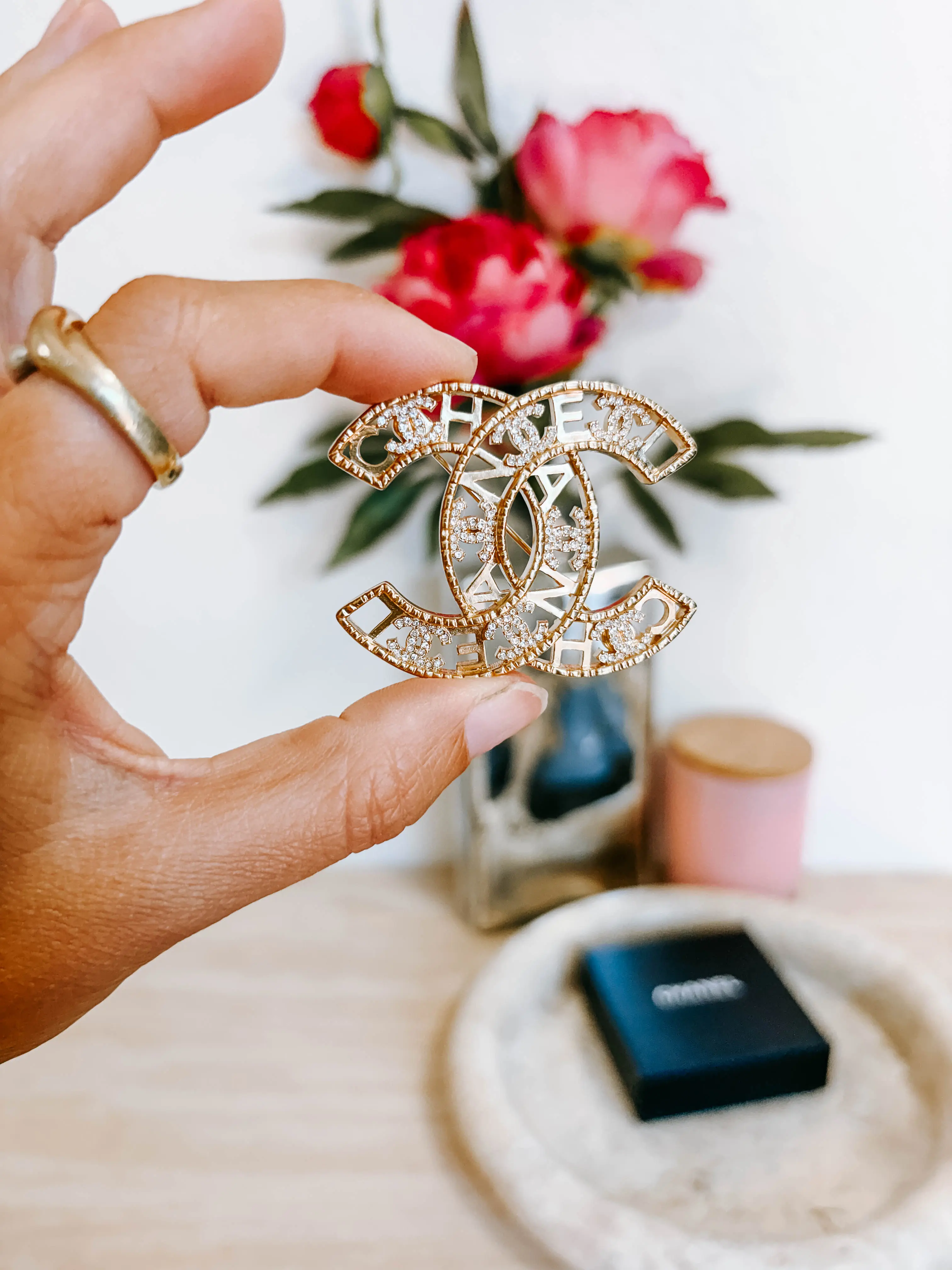 Pre-owned Chanel CC Rhinestone Brooch *Final Sale*