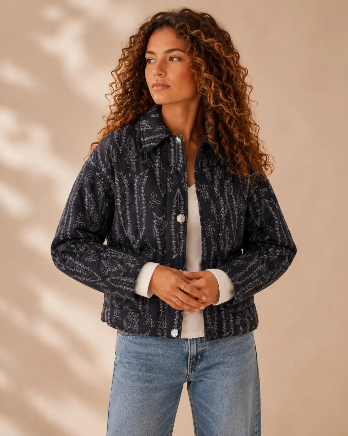 Women's Casual Western Puffer Jacket with Scroll Embroidery, Plush Sherpa-Lined Long Sleeve Cowgirl Outerwear with Zip Pockets, Women's Clothes, Coats, Casual Wear, Loose Fit, Chest Pockets, Cozy, Soft Texture, Bold White Yoke, Rodeo-Ready, Tops, Style, L