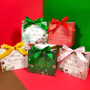 Christmas Party Favor Boxes Candy Boxes Bags Chocolate Treat Gift Boxes with Gold Ribbons for Christmas Party Decoration