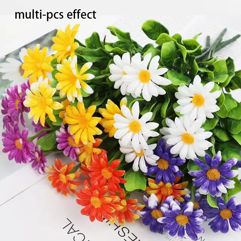 Artificial daisies, Lifelike Artificial Flower, very suitable for weddings, home decoration, parties, and various holiday decorations, suitable for Valentine's Day, Mother's Day, graduation season, and home decoration.