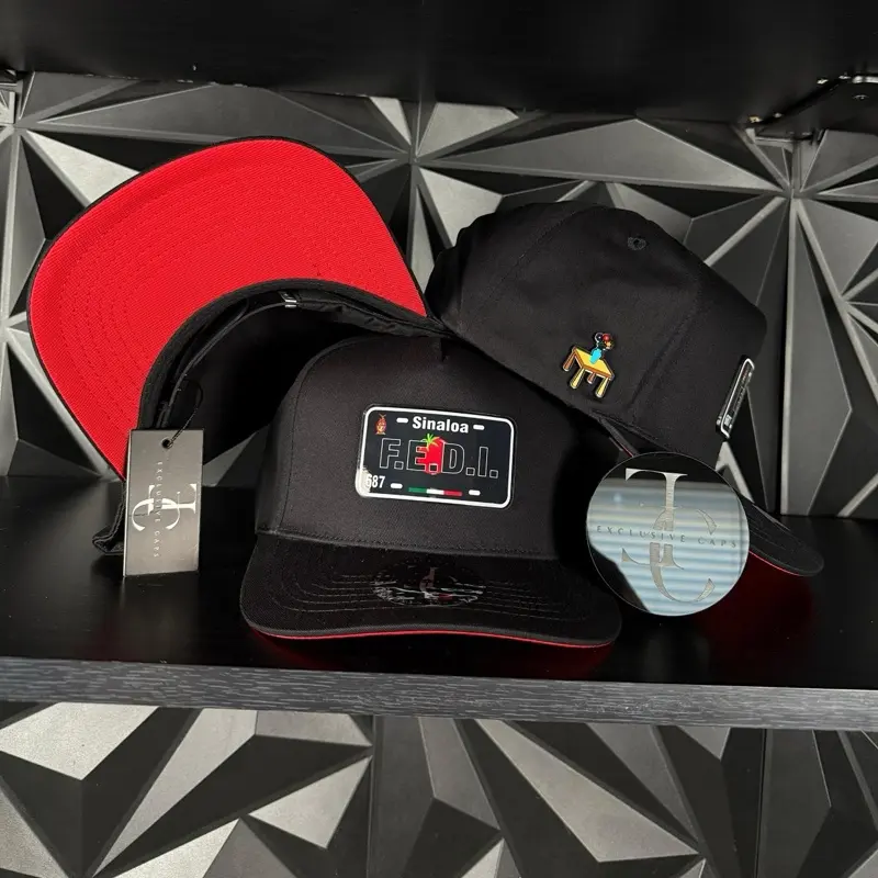 Exclusive caos Sinaloa plate SnapBack hat-black/red Exclusive caos Sinaloa plate SnapBack hat-black/red