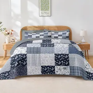 Patchwork Set Queen Size, Floral Boho 3 Pcs Soft Bed Cover Bedding Set, Rustic Blue Farmhouse Lightweight Bedspread Coverlet with 2 Pillow Shams for All Season