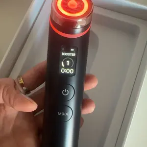 Product Review of [medicube] 310M Celebrity Glass Skin DuoㅣBooster Pro Korea's No.1 Glass Glow Device + Collagen Jelly Cream OR Deep Vita C Cream from T**1