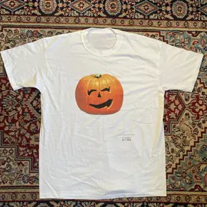 Stuart weitzman Shoes T shirt Pumpkin White Y2K - Crewneck Streetwear Shortsleeve Menswear Top Underwear