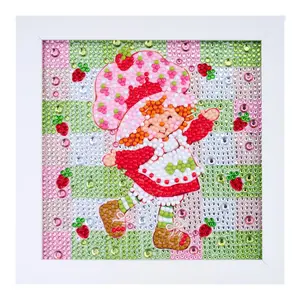 Diamond Art ClubFrameables™ - Vintage Berry Magic Diamond Painting Kit