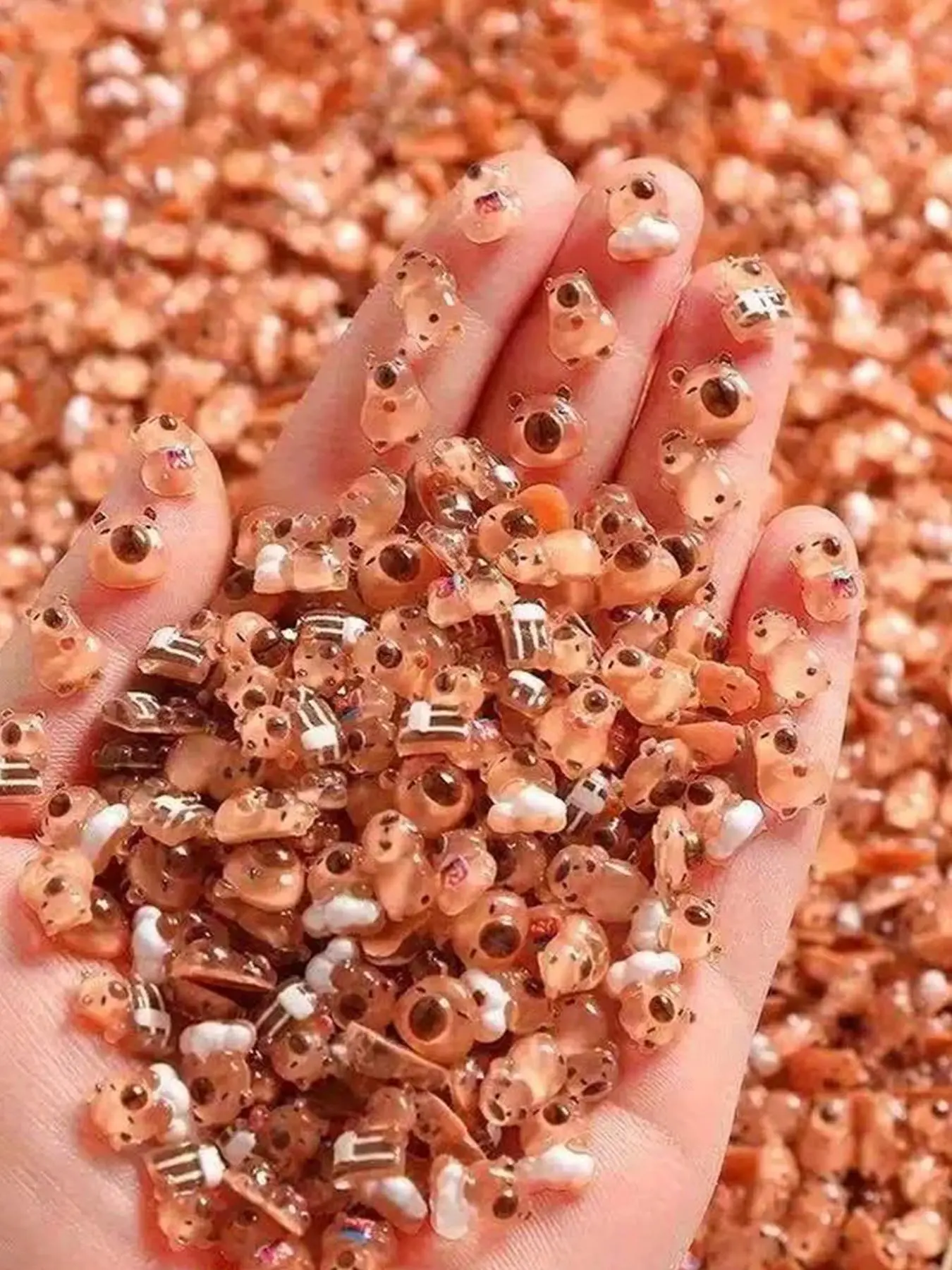 100pcs Mini Capybara Decorations, Collectibles, Nail Art Crafts, Nail Charms, Nail Art Supplies, Nail Art Accessories, DIY Jewelry and Home Tabletop Decor, Ideal Christmas Gift, Statue for Home, Christmas and Halloween Decorations