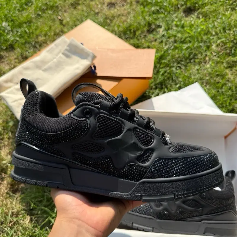 Black Rhinestone Skate Shoes fashion men’s sneakers Black Rhinestone Skate Shoes fashion men’s sneakers