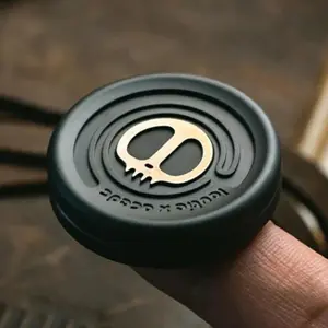 Alloy Magnetic Push Coin Haptic Push Card Sensory Toy Mini Fidget Spinner Stress Reducing Toys Hand Relieving Decompression Gadgets Stress Relief Fidgeting