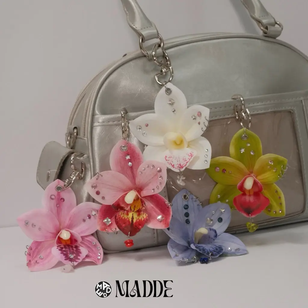 [NEW]  Orchid Lily Handmade keychain  – Creative Floral Bag Charm, Handmade Gift