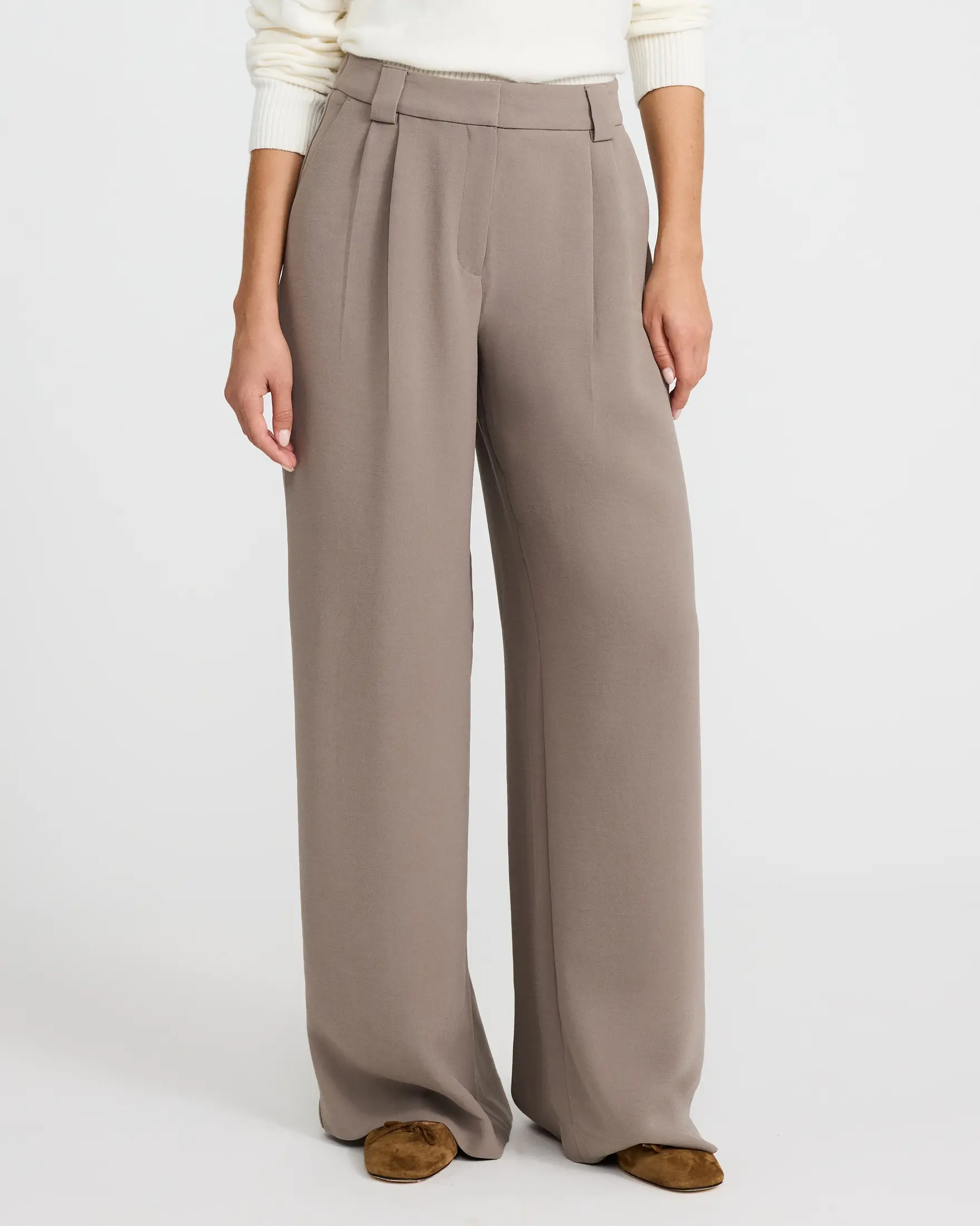 Express Women's High-Waisted Relaxed Signature Crepe Pants - Short, Flat-Bottom, Matching Outfit Compatible