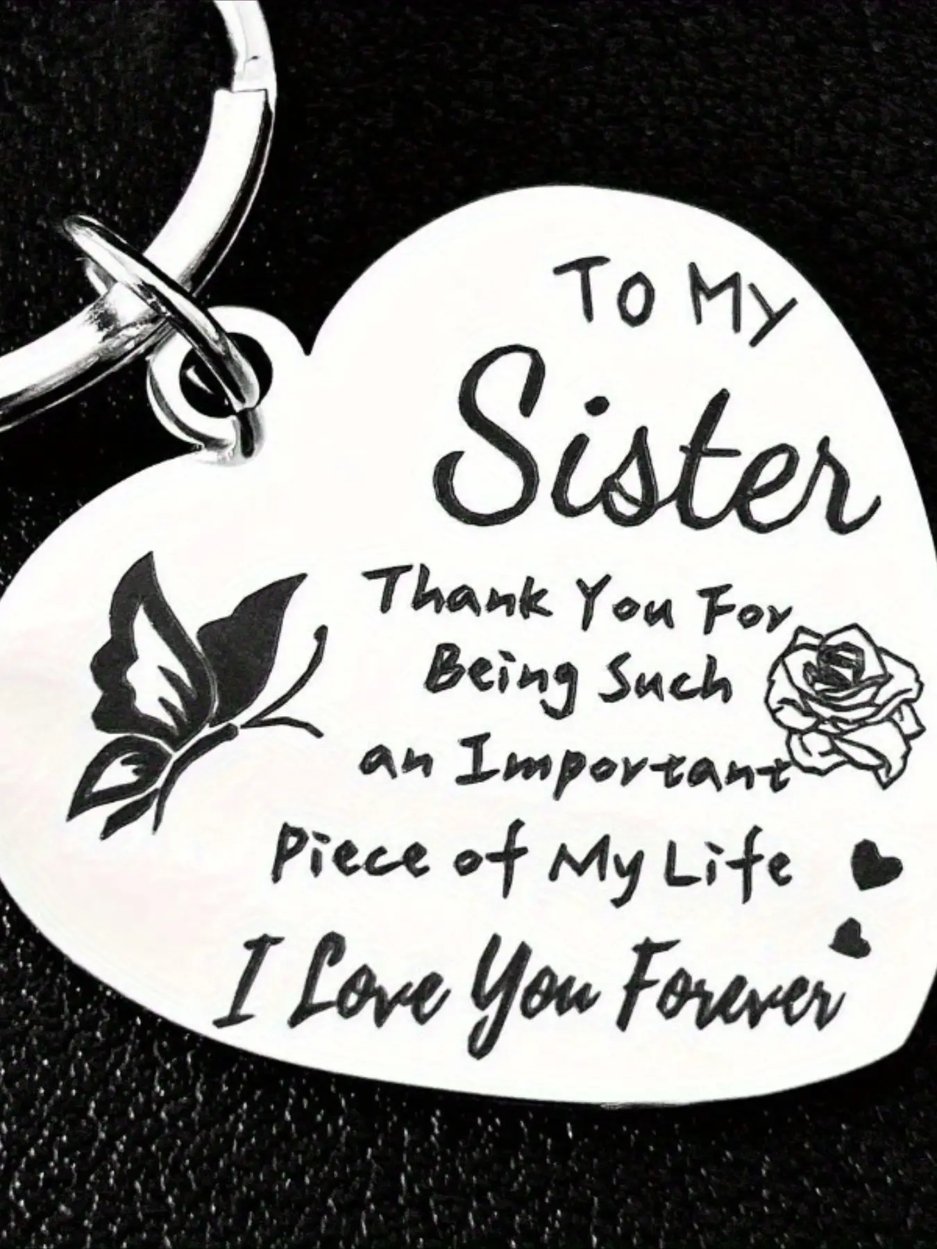 Stainless steel sister keychain, Floral pattern keychain, engraved with a heart shape, featuring the message 'Thank you for being an important part of my life', with rose designs, a gift for birthdays, weddings