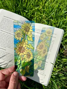 Sunflowers Bookmark – Handmade Floral Bookmark, Bright Yellow Flower Page Marker, Nature Lover Gift, Boho Aesthetic Book Accessory