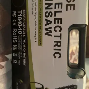 【MothersDayGift】SEESE Brushless Mini ChainSaw Oil System- Portable Electric Cordless Saw for Wood Cutting, Batteries (2000mAh) ,Pruning, Gardening, Camping - Suitable for Seniors, Women Holiday gifts