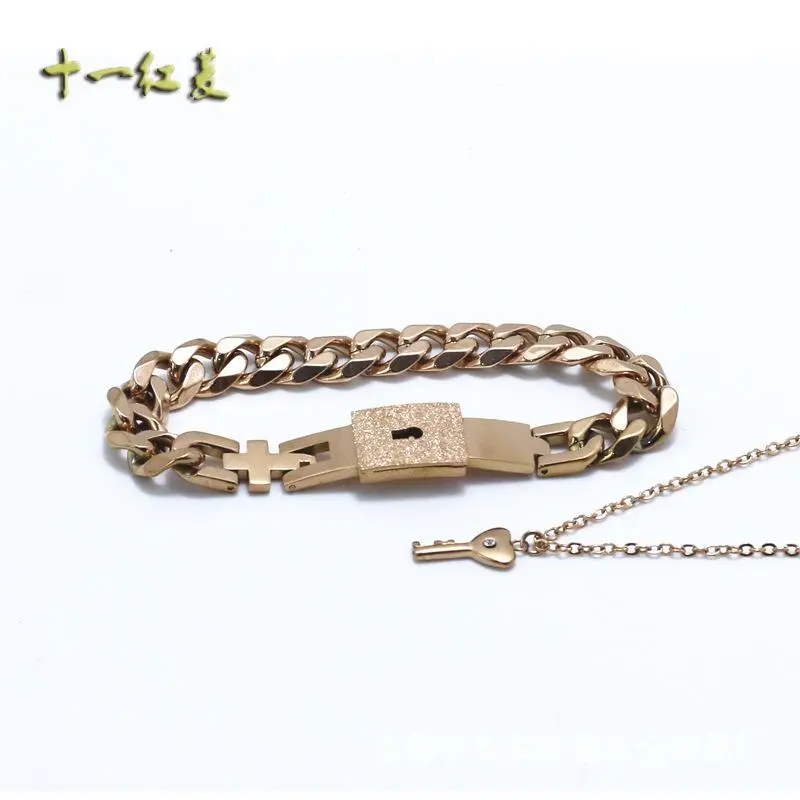 Thick Chain Gold Black