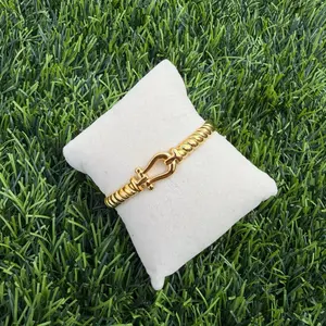 Stainless steel Braided Bracelet with Secure Clasp - Stylish and Durable Jewelry Accessory for Everyday Wear