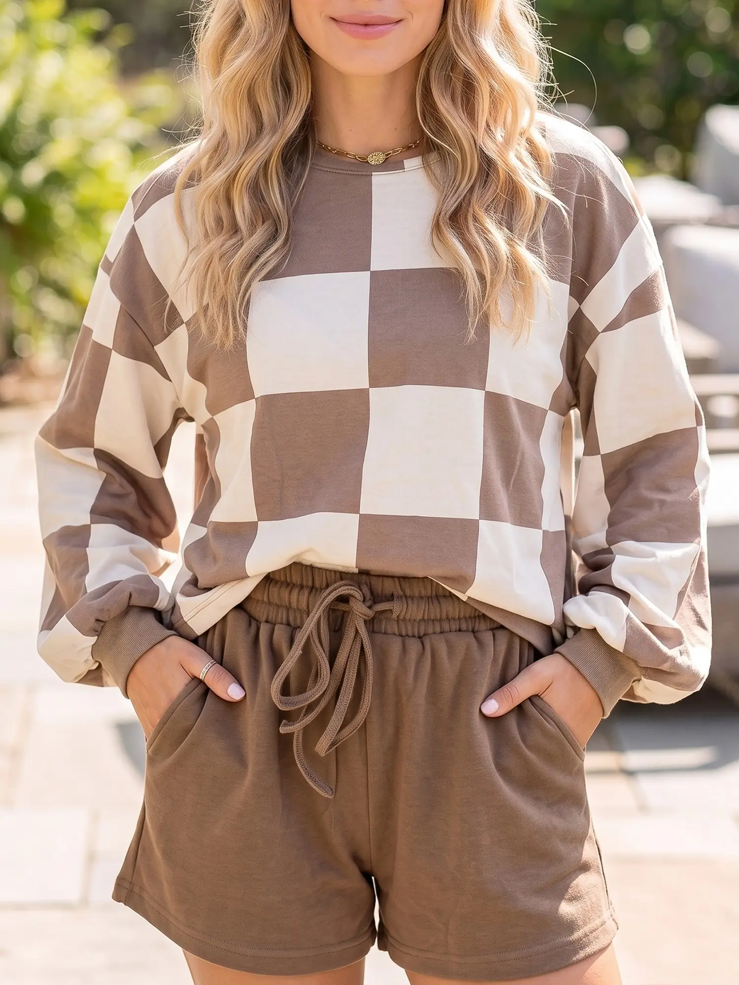 Women's 2 Piece Lounge Set Checkerboard Long Sleeve Pullover Top and Drawstring Shorts Outfit