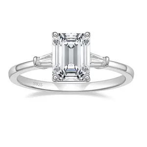 EAMTI 3CT 925 Sterling Silver Engagement Rings 3-Stone Emerald Cut Cubic Zirconia CZ Wedding Promise Rings for Her Wedding Bands for Women