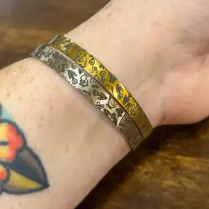 Little Golden cuff bracelet in stainless steel and gold PVD