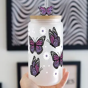 16oz Purple Butterflies & Daisies Glass Can Cup – Reusable Drinkware with Lid & Plastic and Glass Straws, Printed Coffee Tumbler, Portable & Washable Mug Water Bottles
