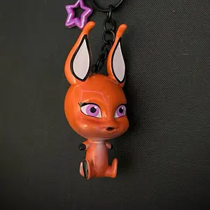 Fox Character Keychain with Clip - Orange Design, Black Eyes, and Star Accent, Includes Clip for Easy Attachment