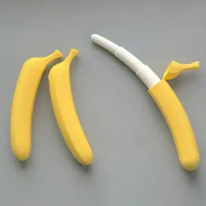 Banana stretch sword creative 3D printed simulation banana toy for pranking children, boys' samurai sword stress relief small toy