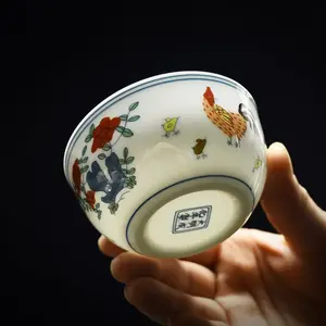 [Chenghua Replica] Doucai Chicken Cylinder Cup, Traditional Blue & White Doucai Craft, 6.7cm Mouth Diameter 55ml Capacity, Ceramic Chinese Gongfu Tasting Cup, Single Piece, For Holidays & Eastern Culture Enthusiasts
