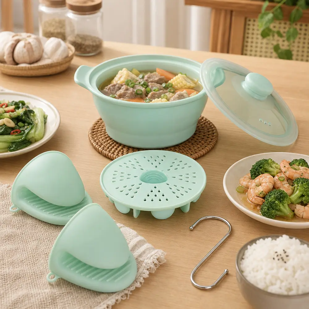 1Set Collapsible Silicone Microwave Vegetable Steamer with Removable Steam Rack, 42oz BPA-Free Silicone Steamer with Silicone Insulated Gloves & Hook for Cooking Fresh & Frozen Vegetables Dumplings Buns Prep Meal