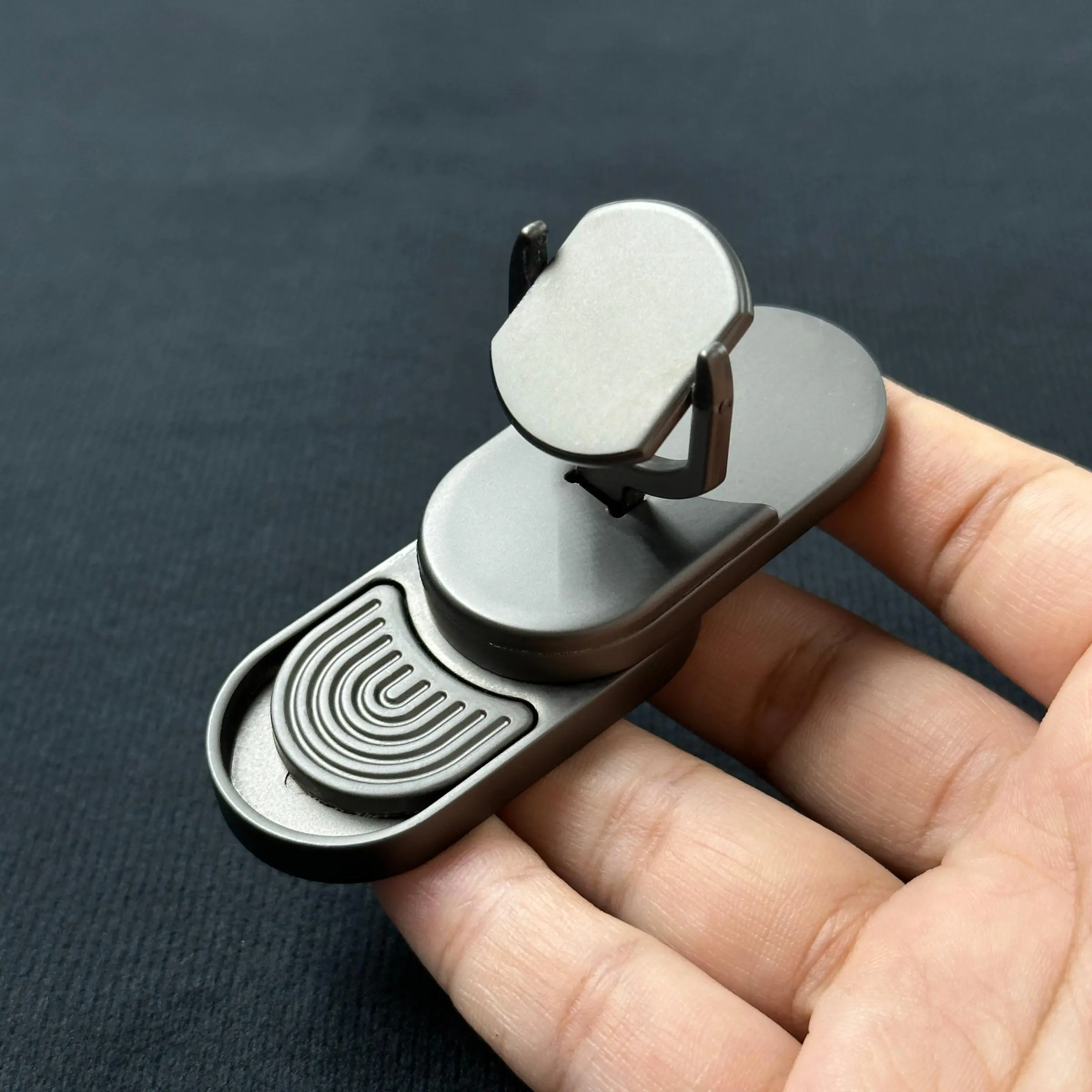 EDC Multifunctional stress relief toys, Stress Relief Tool, Stress Reliever, push card toys, rotating toys Fidget Sliders Fidget Toy For Adults Metal Push Pull Rotation ADHD Haptic Coin Stress Relieving Accessory