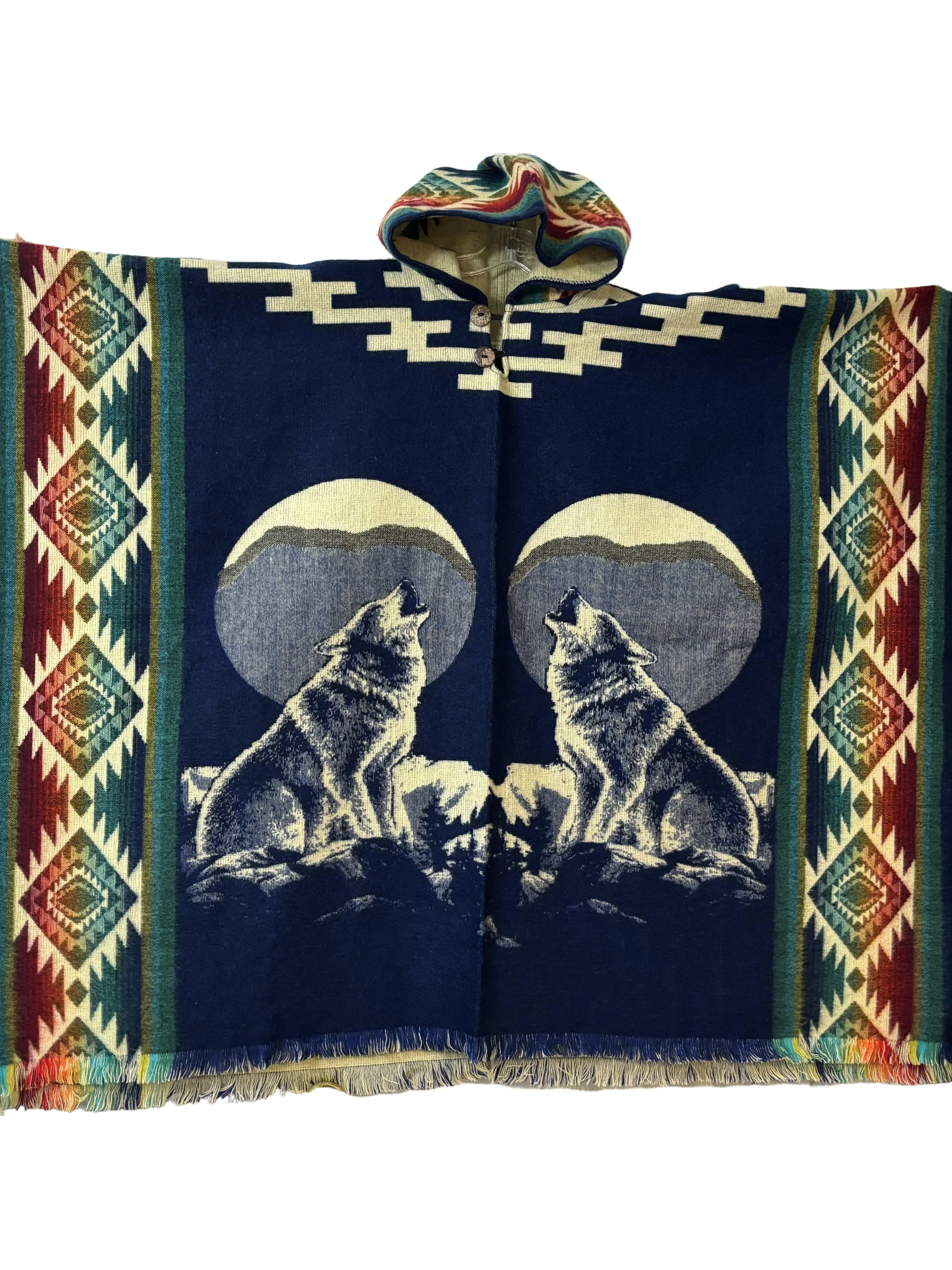 Alpaca poncho wolf design Alpaca poncho wolf design