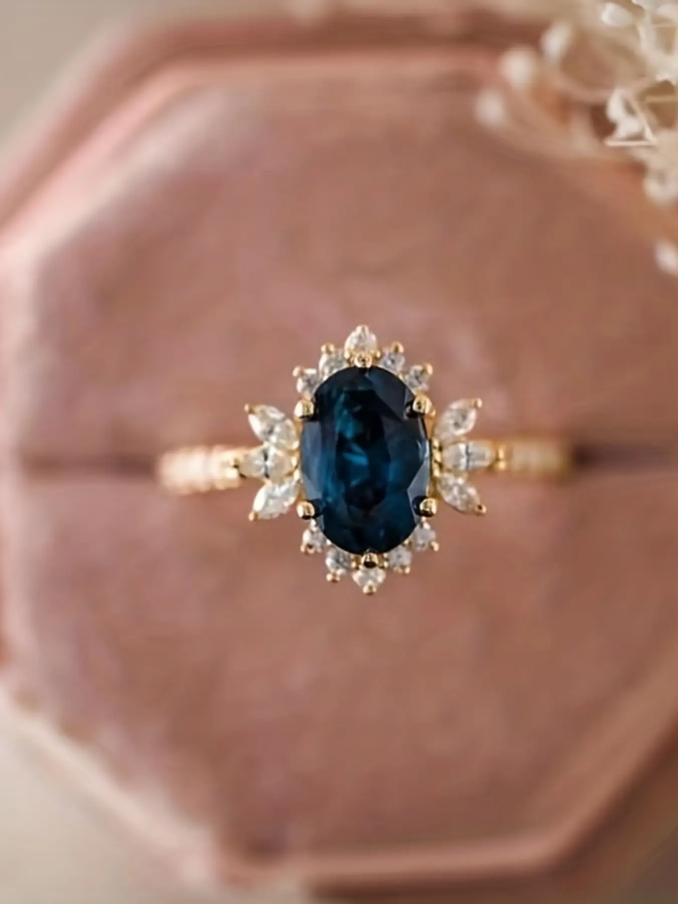 1pc Elegant Everyday Ring Inlaid Deep Blue Gemstone In Egg Shape Symbol Of Beauty And Nobility Perfect Anniversary/ Birthday Gift For Your Love Beautiful Rings