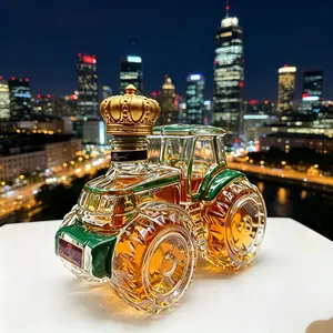 Novelty Tractor Design Glass Whiskey Bottle, Decorative Collectible, Perfect for Bar Shelf, Man Cave and Home Decoration, Unique Gift Idea