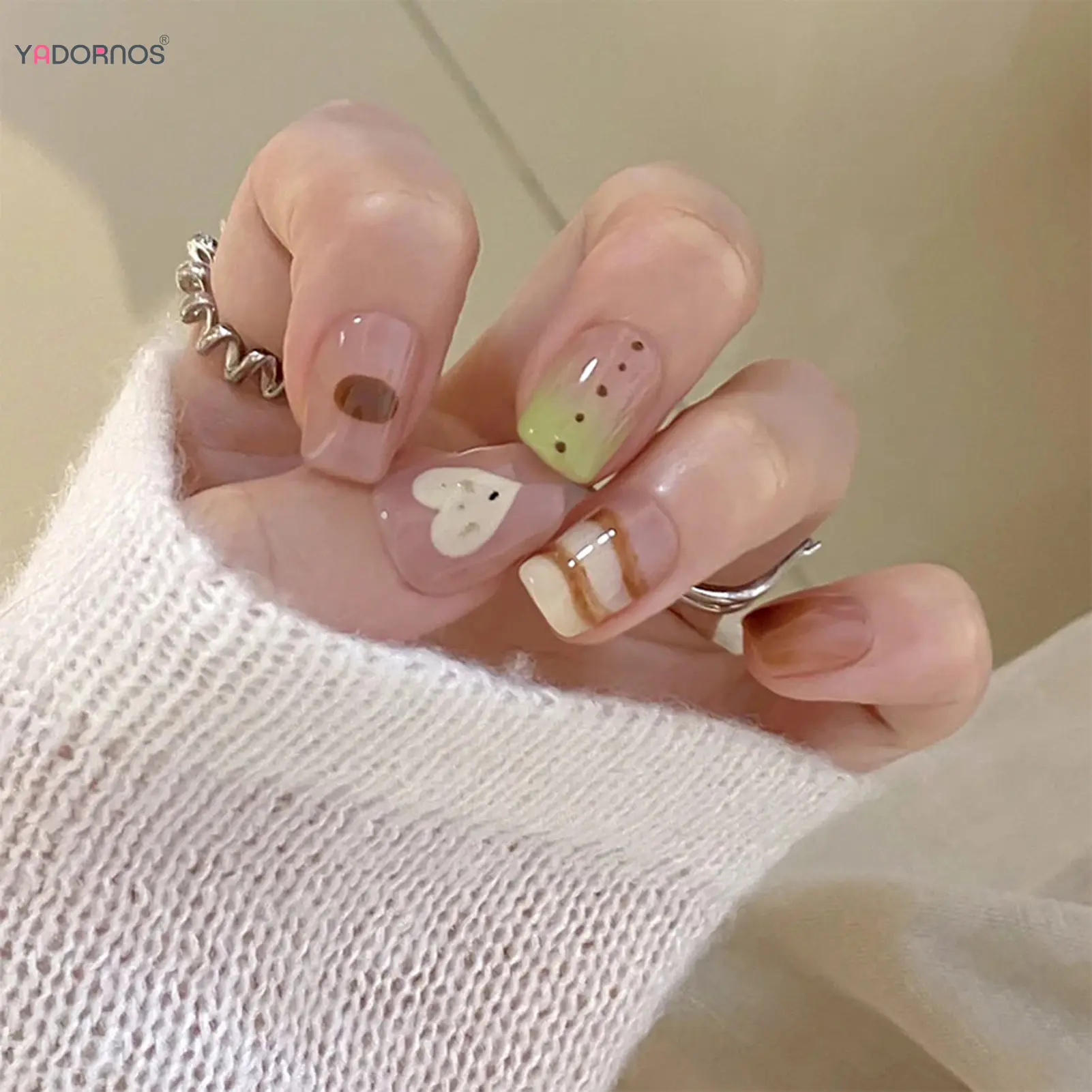 24pcs Spring Day Little Fresh False Nails Gradient Line Dot Love Heart Designs Press On Nails Pink Short Square Fake Nail Tips