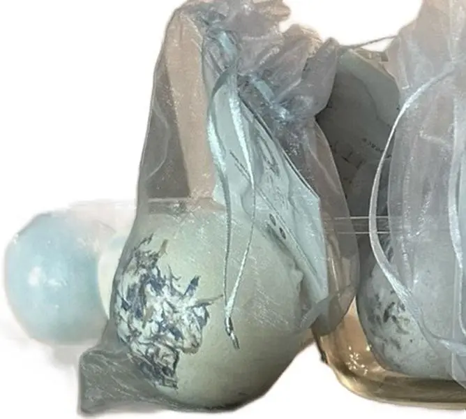 Organic Bath Bomb with Natural Ingredients for a Pure & Soothing Relaxing Bath Experience Easy to Use for Unwinding