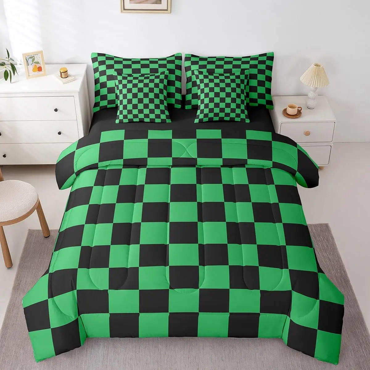 Feelyou Breathable Durable 7-Piece Microfibre Checkered Bedding Set - King, Queen Sizes, Retro Checkerboard Comforter Set with Sheets, Machine Washable Bed-in-A-Bag for Boys, Geometric Bedding Set, All Seasons
