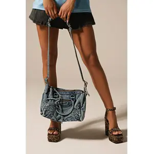 IM THAT GIRL DISTRESSED PURSE