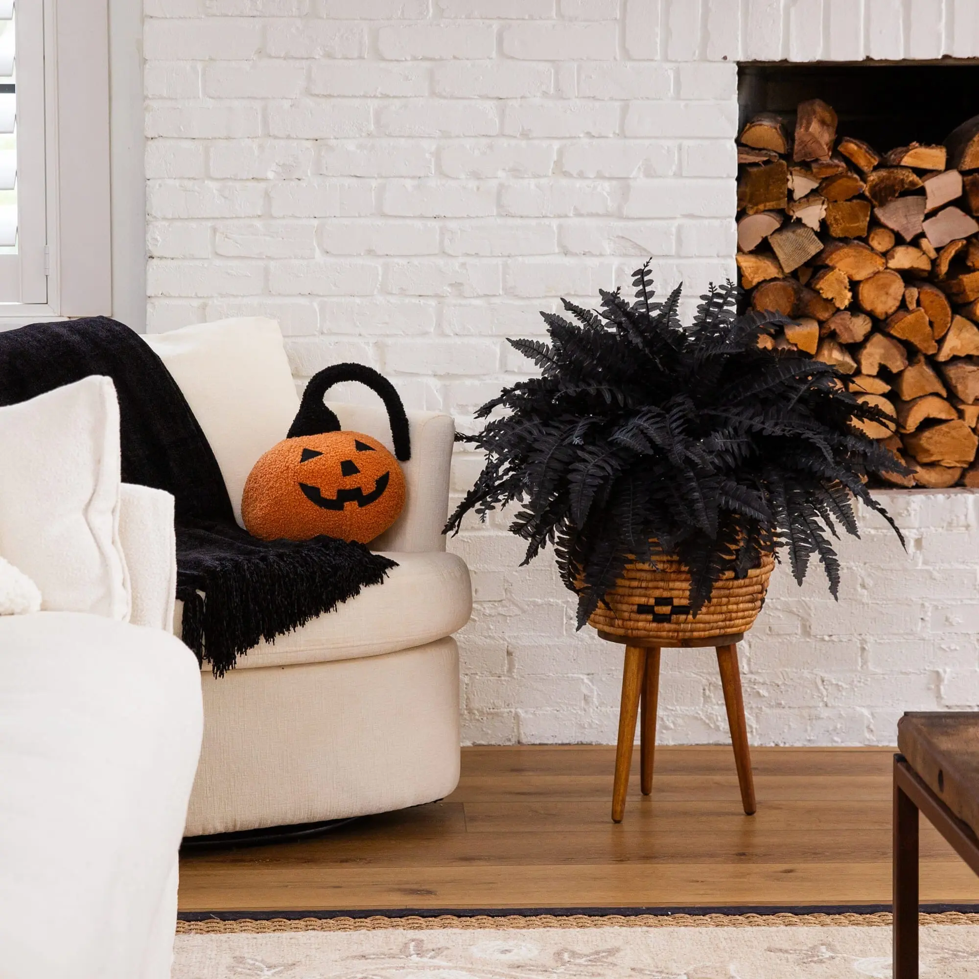 19-in Spooky Horror-Themed Faux Black Boston Ferns - Set of 6, Bendable Fronds, Attached Black Stem, Tropical Home Decor Accessory for Halloween