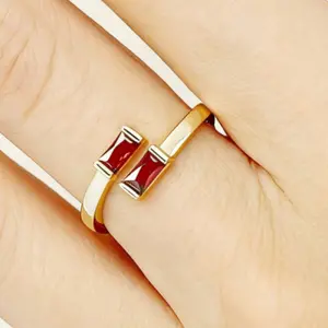 18K Gold-Plated Birthstone Ring – Adjustable Emerald Ring for Women – Stackable Cubic Zirconia Promise Ring – Fade-Resistant Personalized Gift – Anniversary Birthday Jewelry